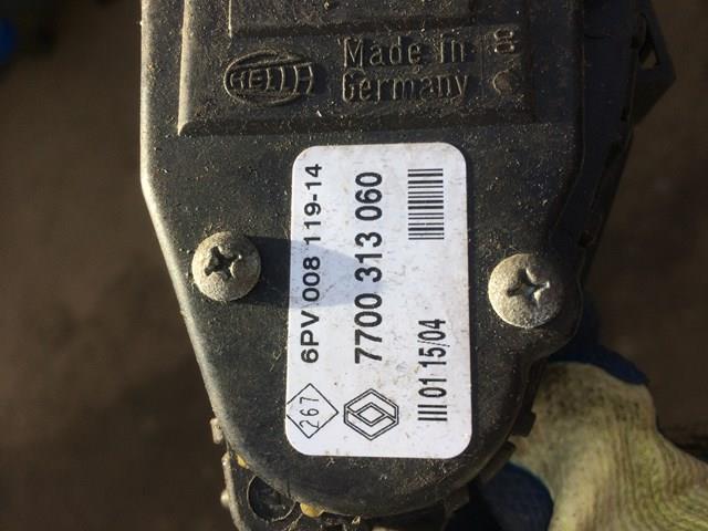 Підаль газу 7700313060 RENAULT