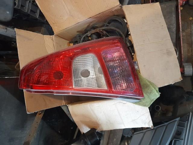 Ліхтар задній правий 8200744759 RENAULT