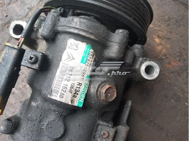 Компресор кліматичної установки 9671216280 PEUGEOT