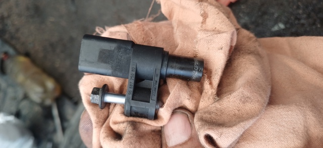 Датчик обуртів распредвалу 9688725080 PEUGEOT