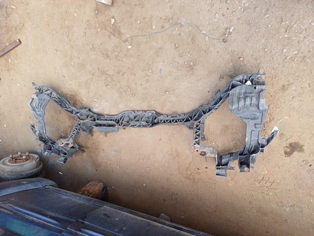 Панель передня A1696200434 MERCEDES