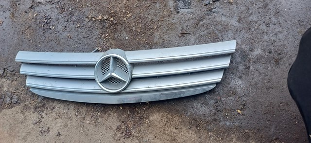 Облицювання радіатора A1698800983 MERCEDES