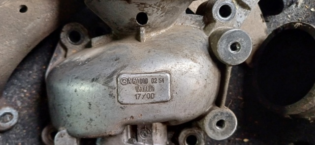 Клапан EGRсістеми рециркуляції відпрацьованих газів A6110900254 MERCEDES