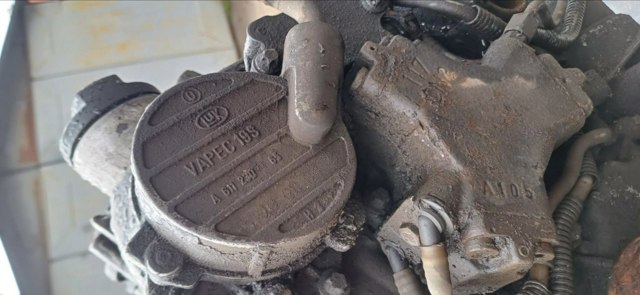 Насос вакуумний A6112300165 MERCEDES