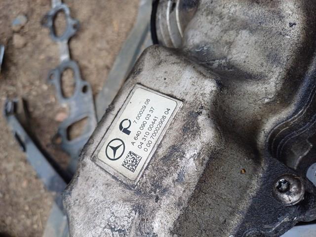 Колектор впускний A6400900337 MERCEDES