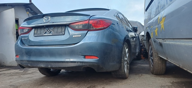 Кришка багажника кузова GHY05261X MAZDA