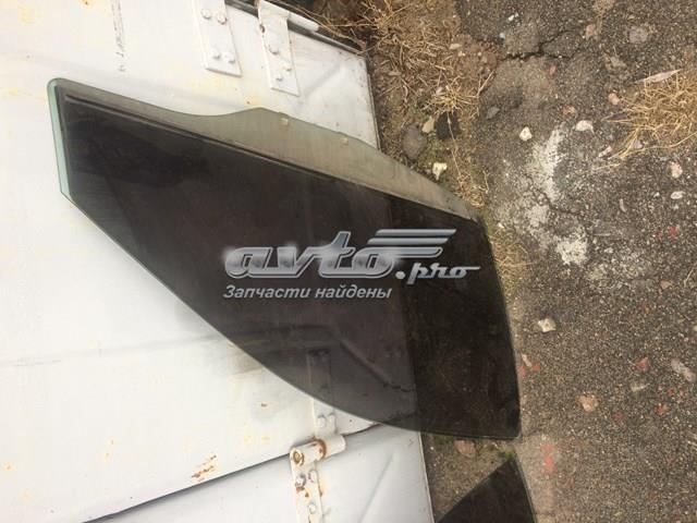 Скло передньої правої двері MR720213 MITSUBISHI