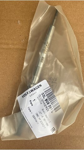 Свіча накалу 03L905061L VAG