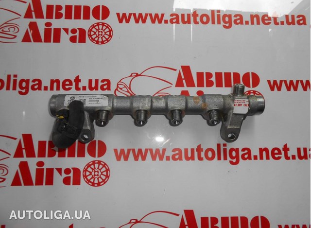 Рампа форсунок системи упорскування палива 03L130089P VAG