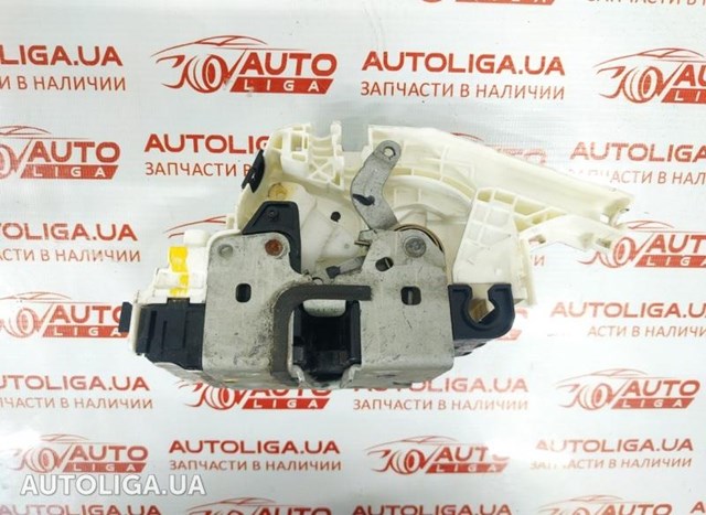Замок дверей водія 04589913AE CHRYSLER