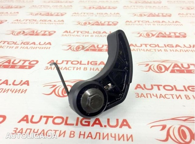 Натягувач ланцюга насосу масляного 06A115130 VAG