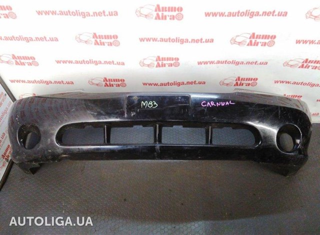 Бампер на авто KIA Carnival II