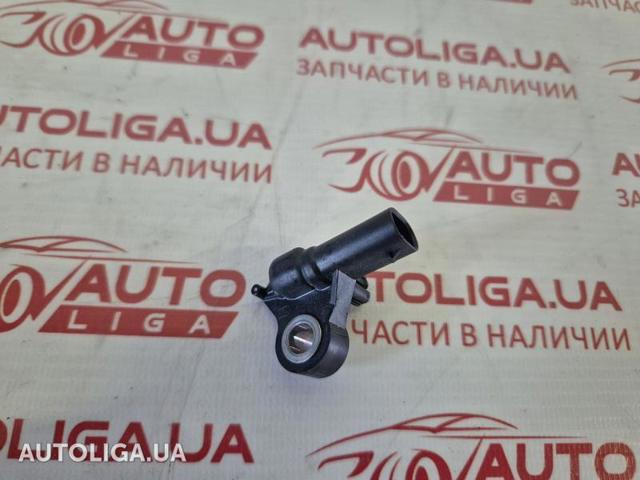 Датчик Ейрбег передній 103676100A TESLA