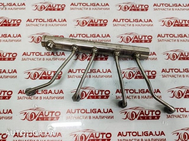 Рампа форсунок системи упорскування палива 13537585411 BMW