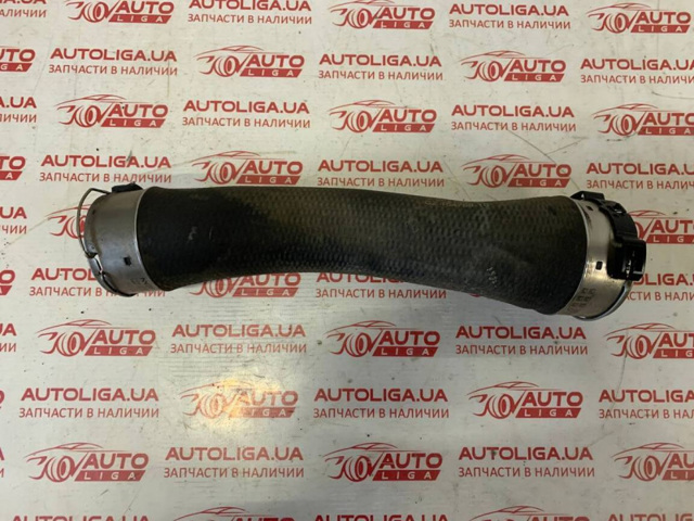 Шланг/патрубок інтеркуллера 13717602652 BMW
