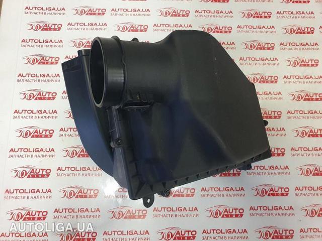 Коробка фільтра 13718620473 BMW