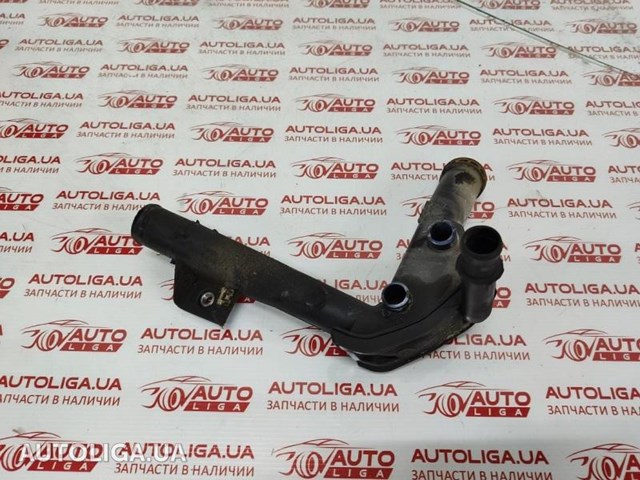 Водяний патрубок 1405600Q0H NISSAN