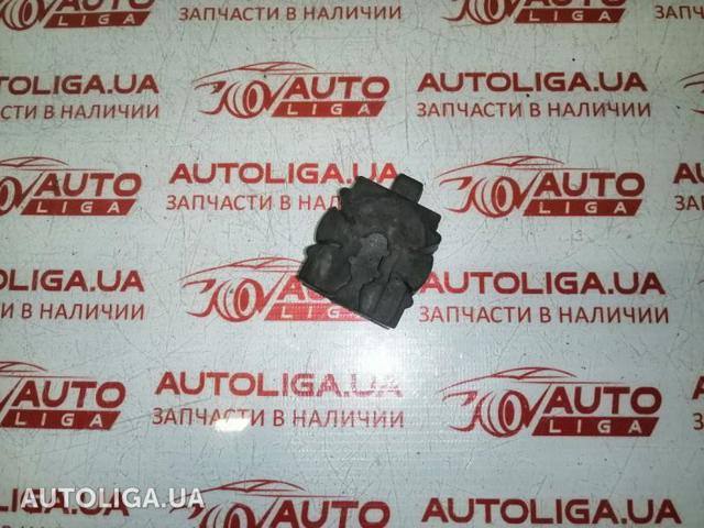 Подушка радіатора охолодження, верхня 17117553480 BMW