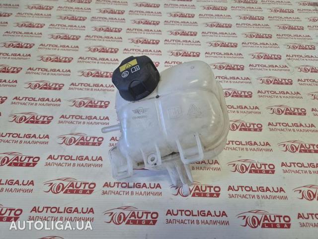 Водяний бачок системи охолодження 17137823626 BMW