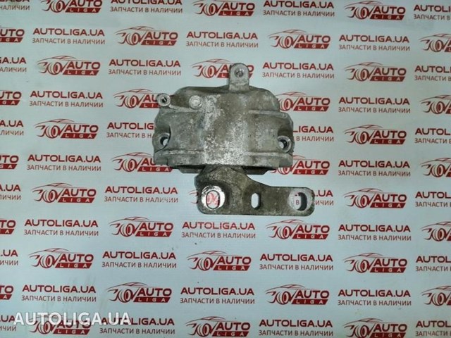 Права подушка мотора 1K0199262AS VAG