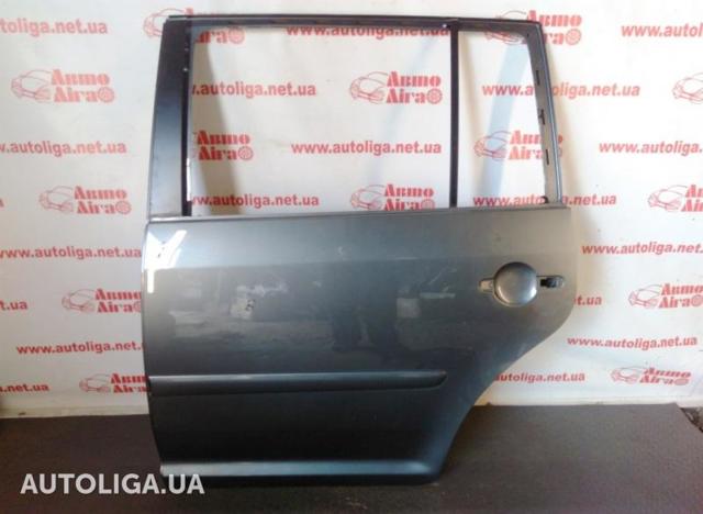 Двері задні 1T0833055R VAG