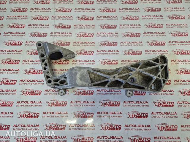 Кріплення коробки передач 22116769281 BMW