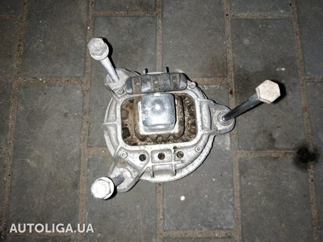 Права подушка мотора 22116785602 BMW
