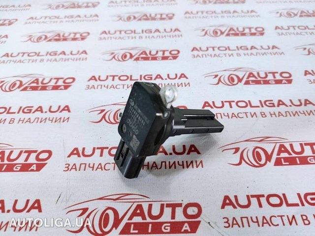 Датчик потоку (витрати) повітря, витратомір MAF - (Mass Airflow) 22680AA380 SUBARU