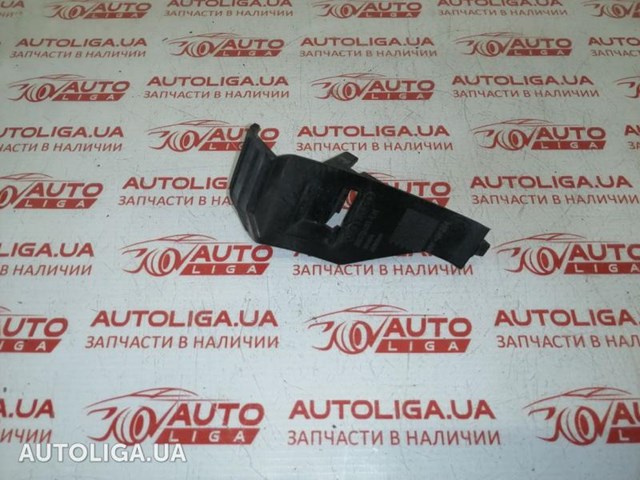 Кріплення бампера 30678481 VOLVO