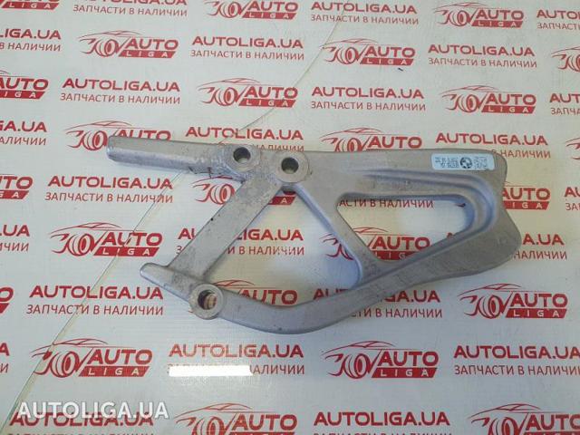 Підсилювач переднього підрамника 31106878779 BMW