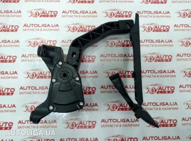 Педаль газу (акселератора) 327003Q110 HYUNDAI