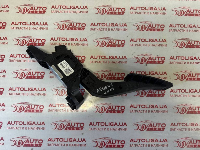 Педаль акселератора 32700F2100 HYUNDAI