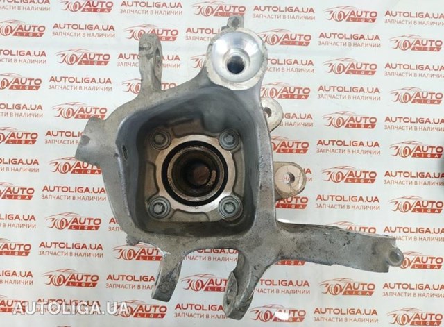 Кулак поворотний правий 33326793770 BMW