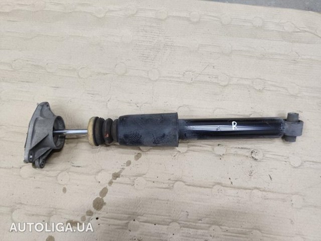 Циліндр підвіски 33526867451 BMW