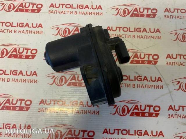 Мотор приводу гальмівного супорта заднього стояночної системи 34216887383 BMW