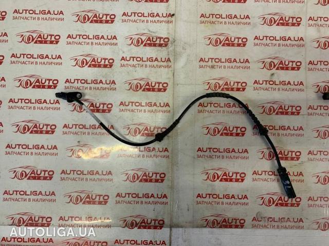 Датчик АБС (ABS) задній 34526858467 BMW