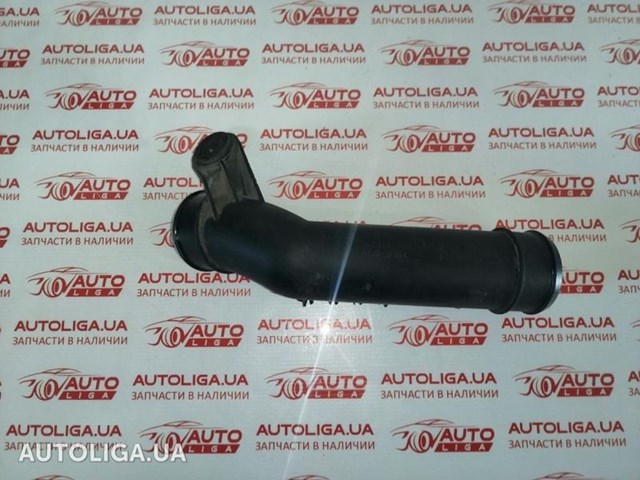Шланг/патрубок інтеркуллера 3C0145770B VAG