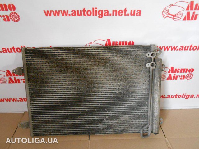 Радіатор охолодження кондиціонера 3C0820411C VAG