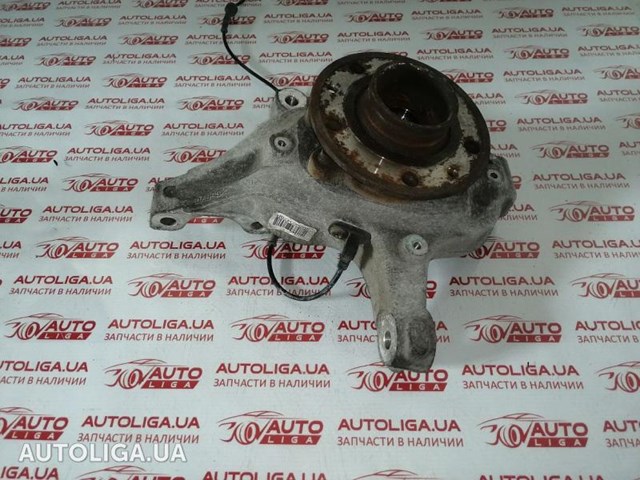 Цапфа поворотна права 400140006R RENAULT