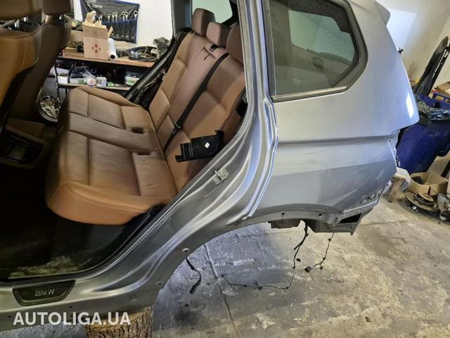 Бічна частина задня ліва 41007267469 BMW