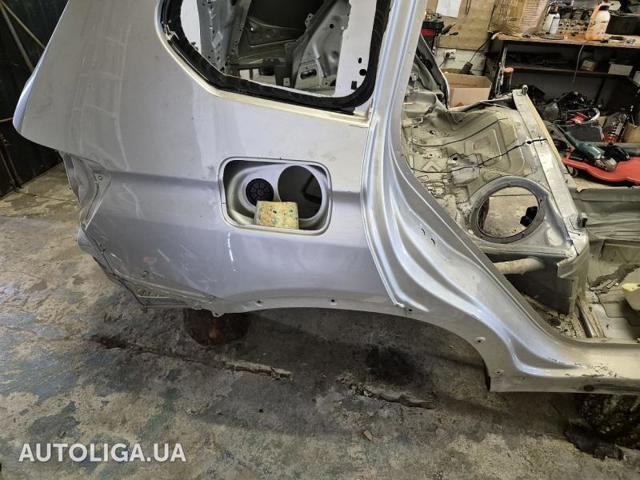 Бічна частина задні праві 41007267470 BMW