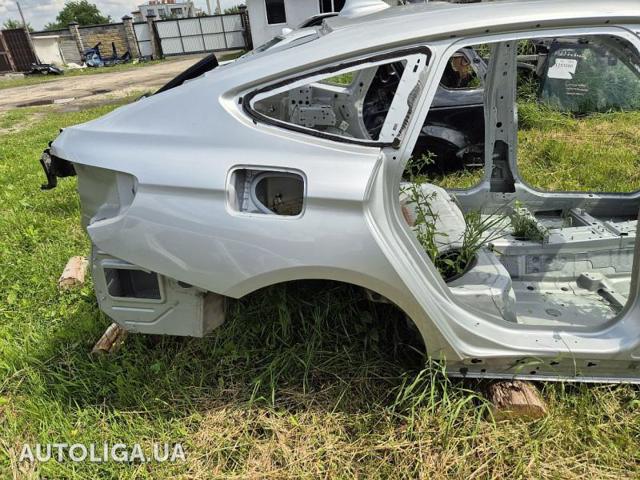 Бічна частина задні праві 41007334018 BMW