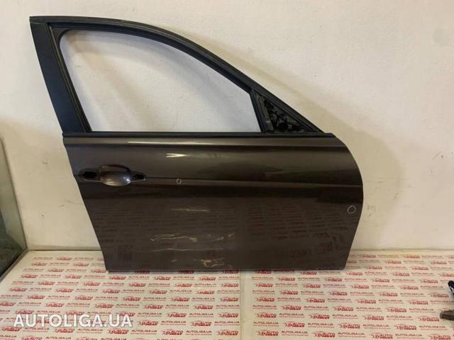 Дверка передня права 41009628764 BMW