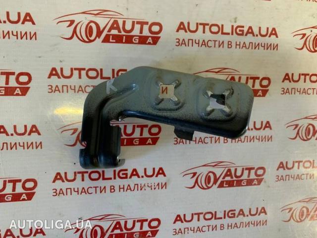 Кронштейн кріплення крила переднього правого, задній 41358066940 BMW