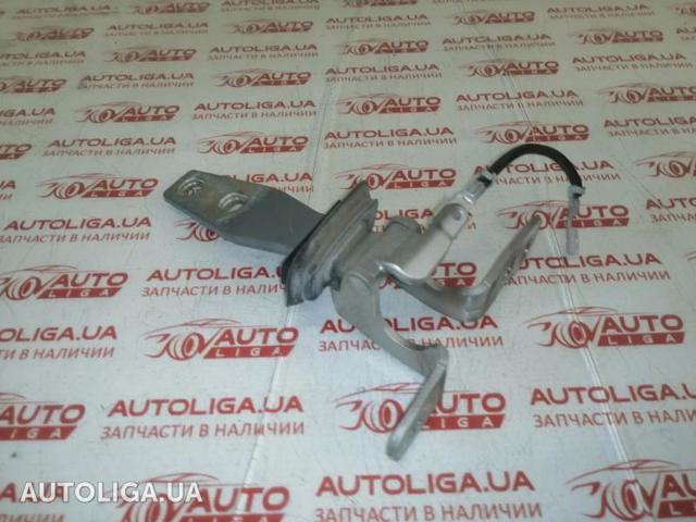Кріплення кришки багажника 41627463365 BMW