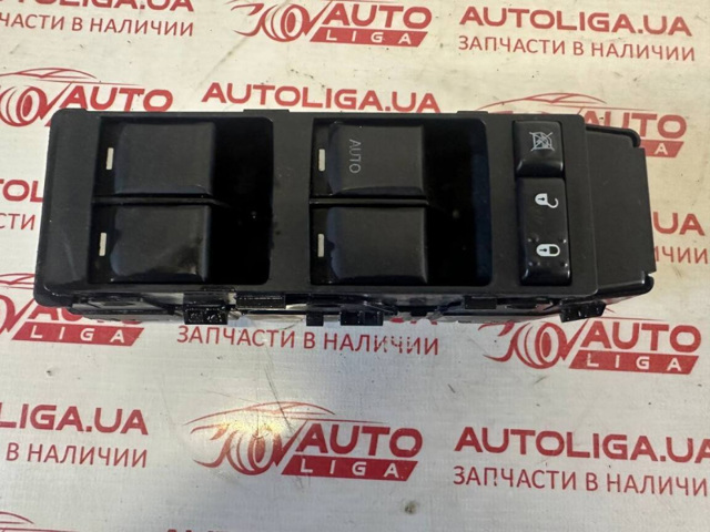 Кнопковий блок керування склопідіймачами передній лівий 4602780AD CHRYSLER