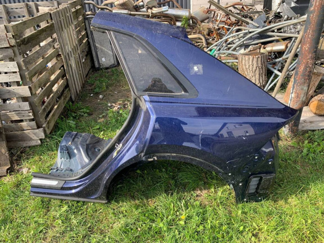 Крило заднє ліве 4M8809837 VAG