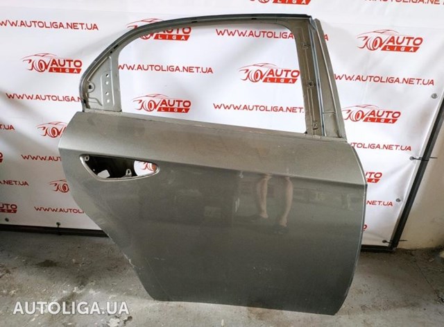 Двері задні, праві Alfa Romeo 159 939