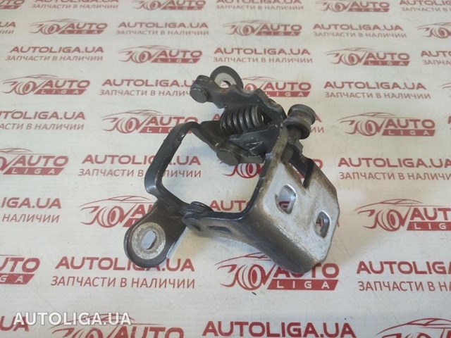 Завіса дверей задніх лівих 5067939AE CHRYSLER