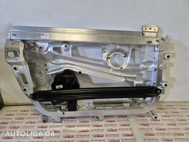 Пасажирські передні двері 51007427334 BMW